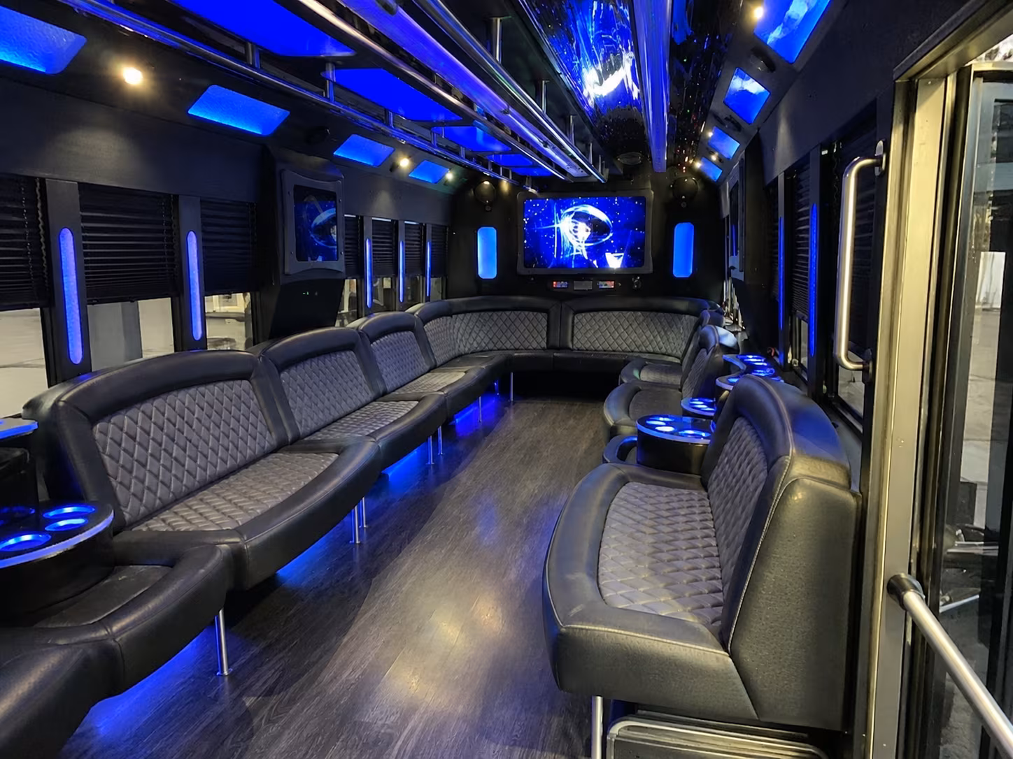 casa grande 28 passenger party bus interior