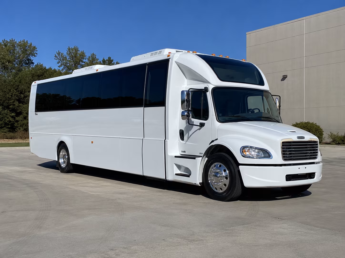 casa grande 28 passenger party bus